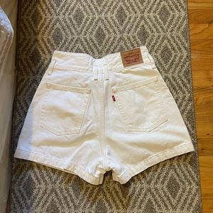 COPY - Vintage A-Line mom shorts Levi’s